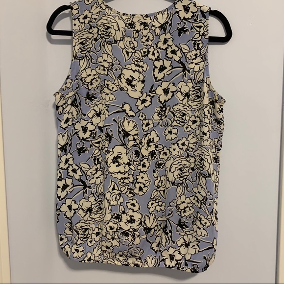 3/$20  Loft light blue floral v-neck blouse - Picture 2 of 4